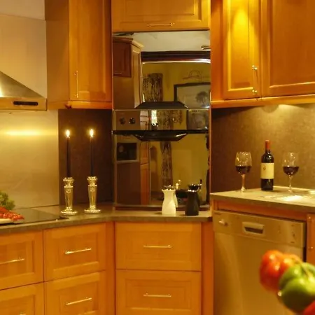 Sleeps 18 Pool Wifi Holiday home Ronaes
